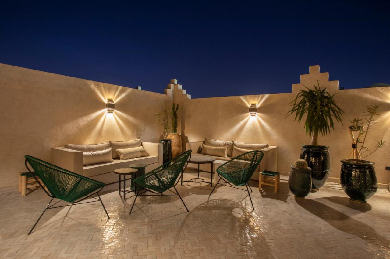 Hotel Oasis Дахла Экстерьер фото